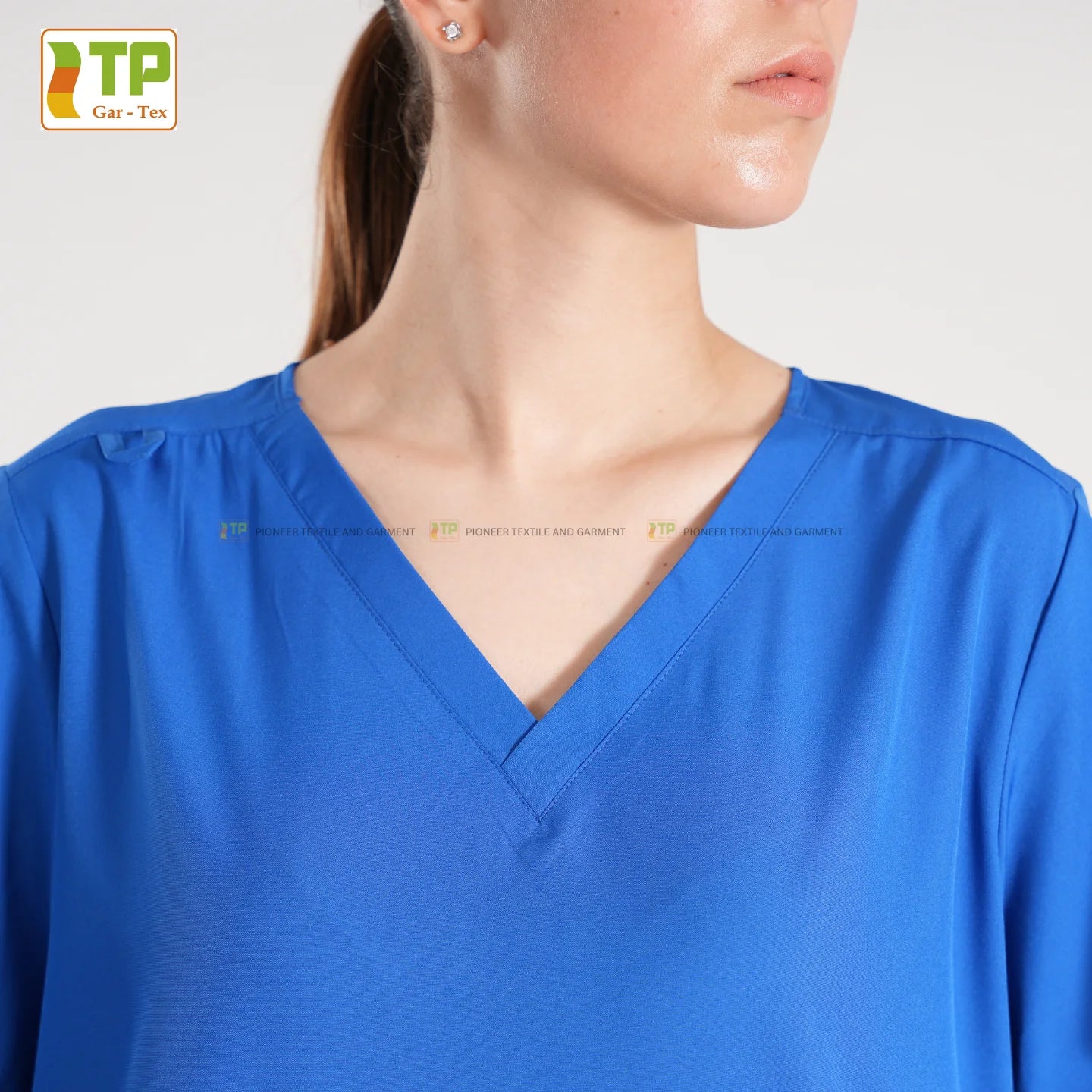 Ready for Delivery Women's Anti-Wrinkle Spandex/Polyester Scrub Sets Woven Fabric Needle Detection Hospital Use Made Vietnam