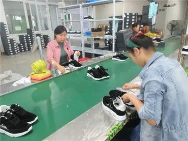 2025 New Arrival High Quality Casual Women Sports Sneakers Men Badminton Tennis Shoes Hombre Mujer