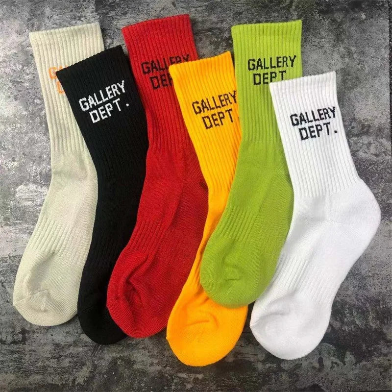 Men Women Graffiti Letter Street Art Socks Autumn Winter Cotton Towel Bottom Crew Length Breathable Casual Athletic Wear