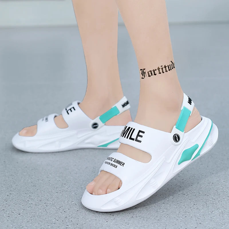 Fashion Men Outdoor Sandals Slippers Beach Comfortable Thick Sole Clogs Men Casual Shoes Garden Shoes Men Women Beach Sandals