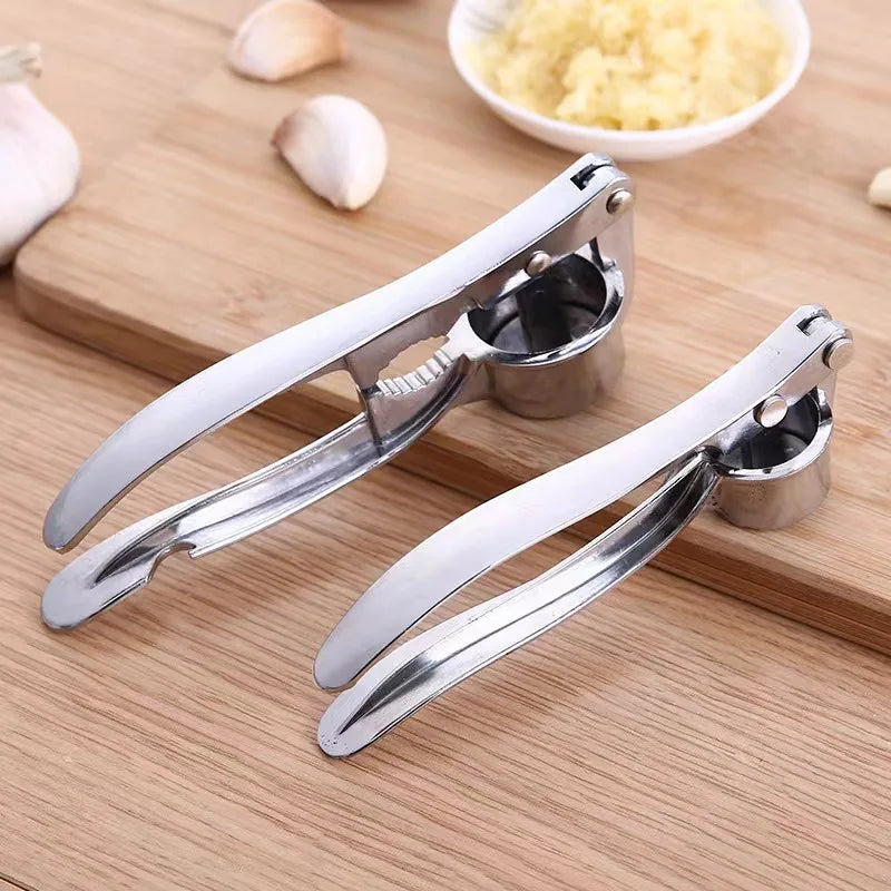 Stainless Steel Manual Garlic Press Multi-function Curved Garlic Grinding Slicer Chopper Kitchen Garlic Presses Cooking Gadgets