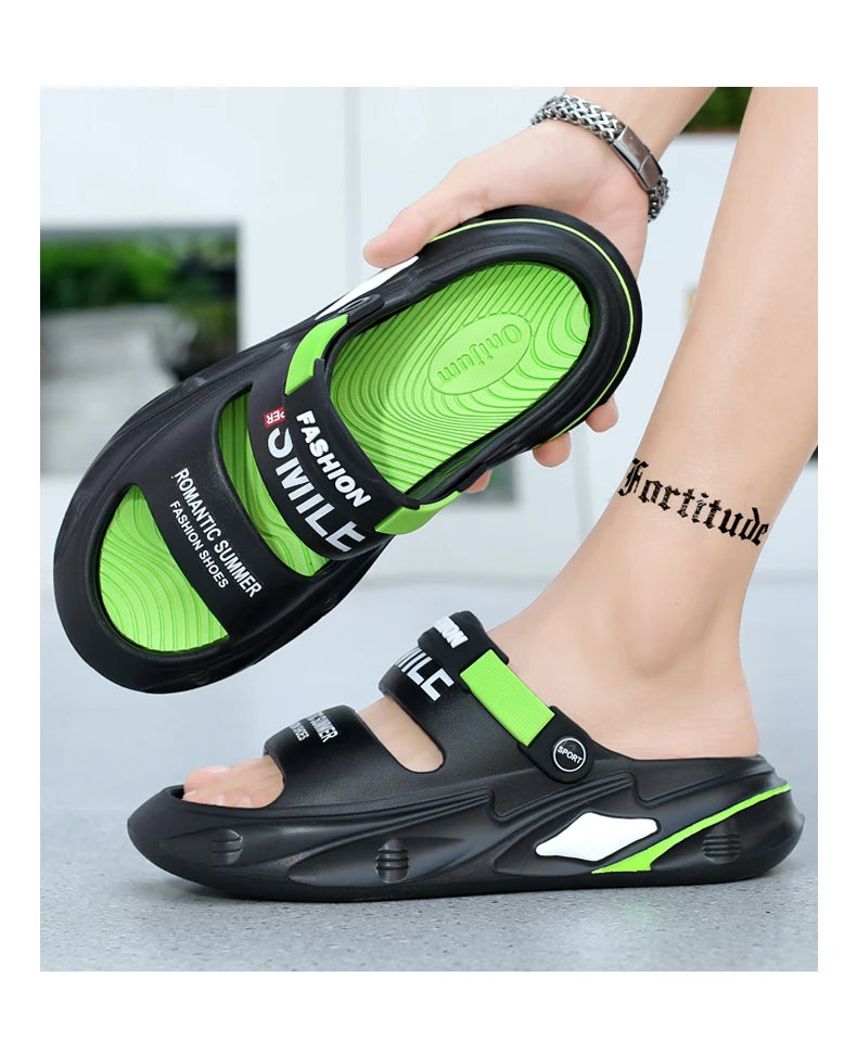 Fashion Men Outdoor Sandals Slippers Beach Comfortable Thick Sole Clogs Men Casual Shoes Garden Shoes Men Women Beach Sandals
