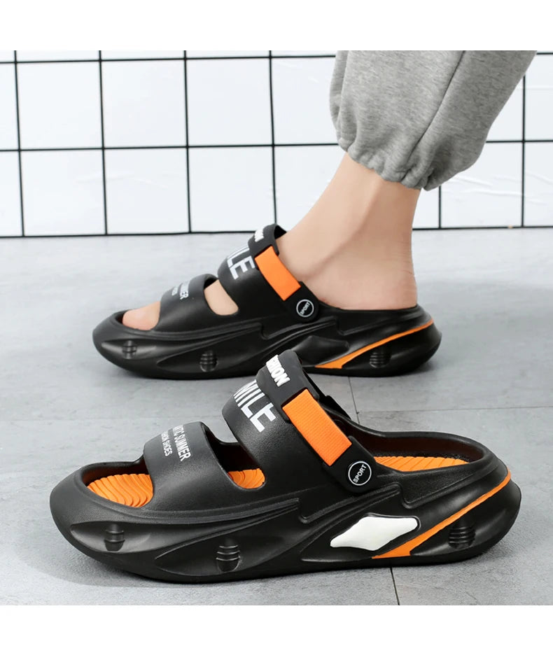 Fashion Men Outdoor Sandals Slippers Beach Comfortable Thick Sole Clogs Men Casual Shoes Garden Shoes Men Women Beach Sandals