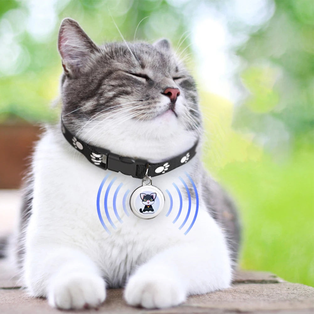 Pet Anti-Lost GPS Tracker Waterproof GPS Tracking Device Smart Activity Tracker for Dogs Cats Kids Pets Keychain Wallet Luggage